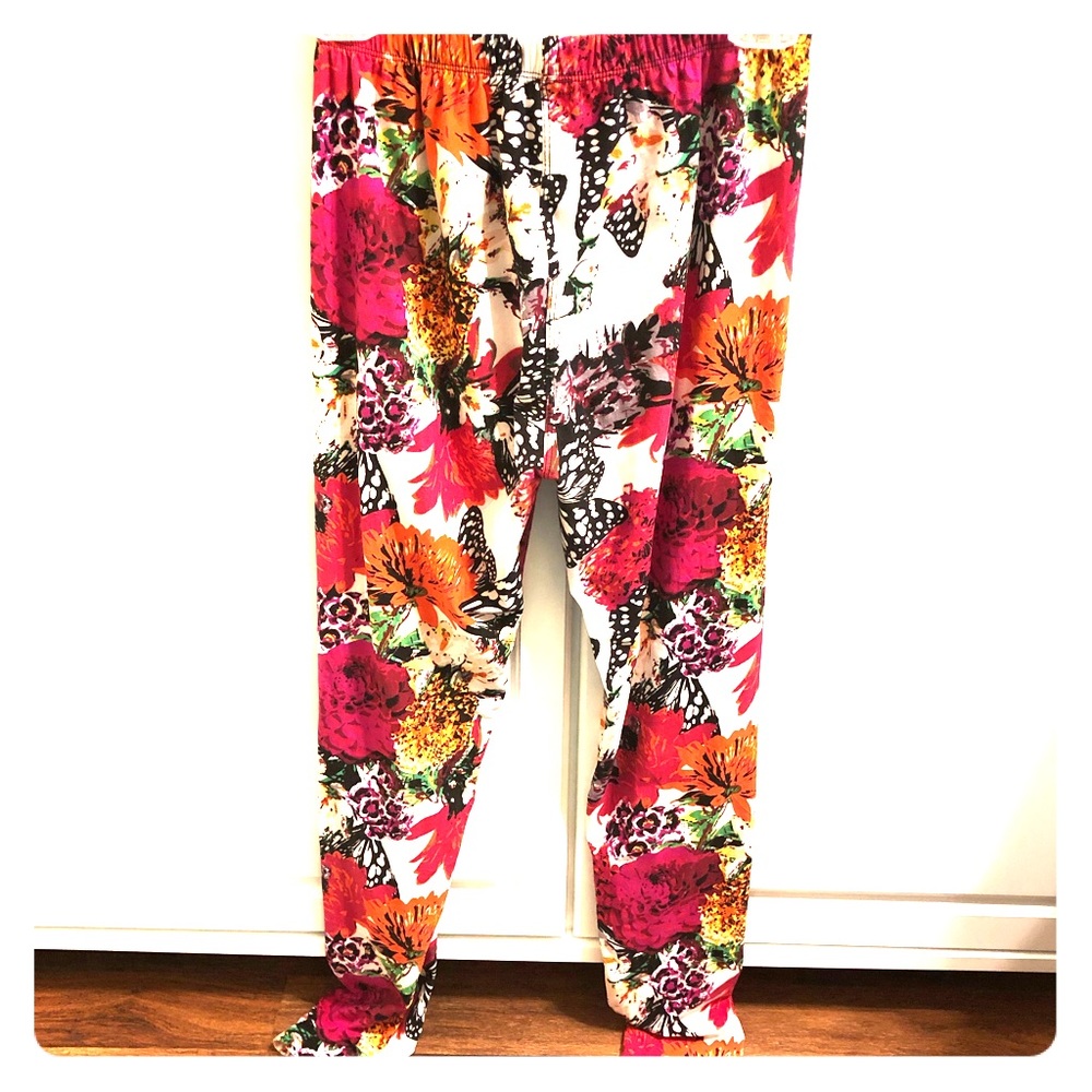 Leggings worn once like new condition!